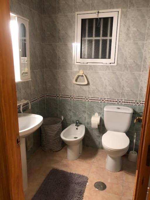 Nice Apartment Near The Park Торевьиа Экстерьер фото