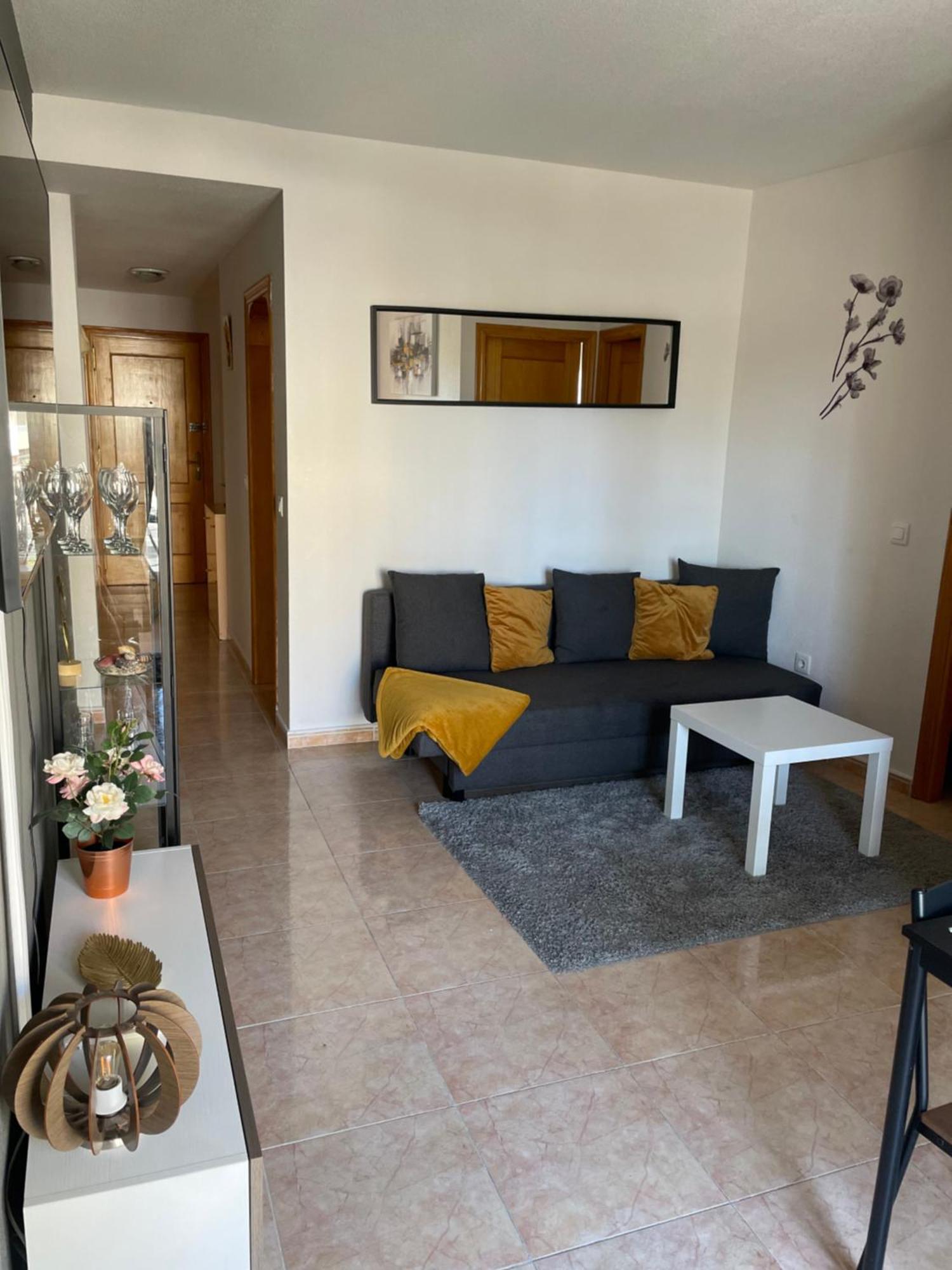 Nice Apartment Near The Park Торевьиа Экстерьер фото